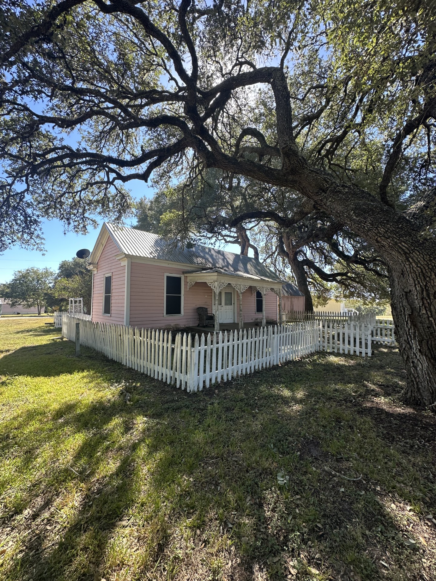 9301 Highway 290 West - 9301